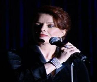 Sheena Easton.gif