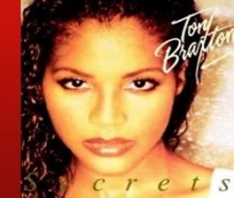 Toni Braxton.gif